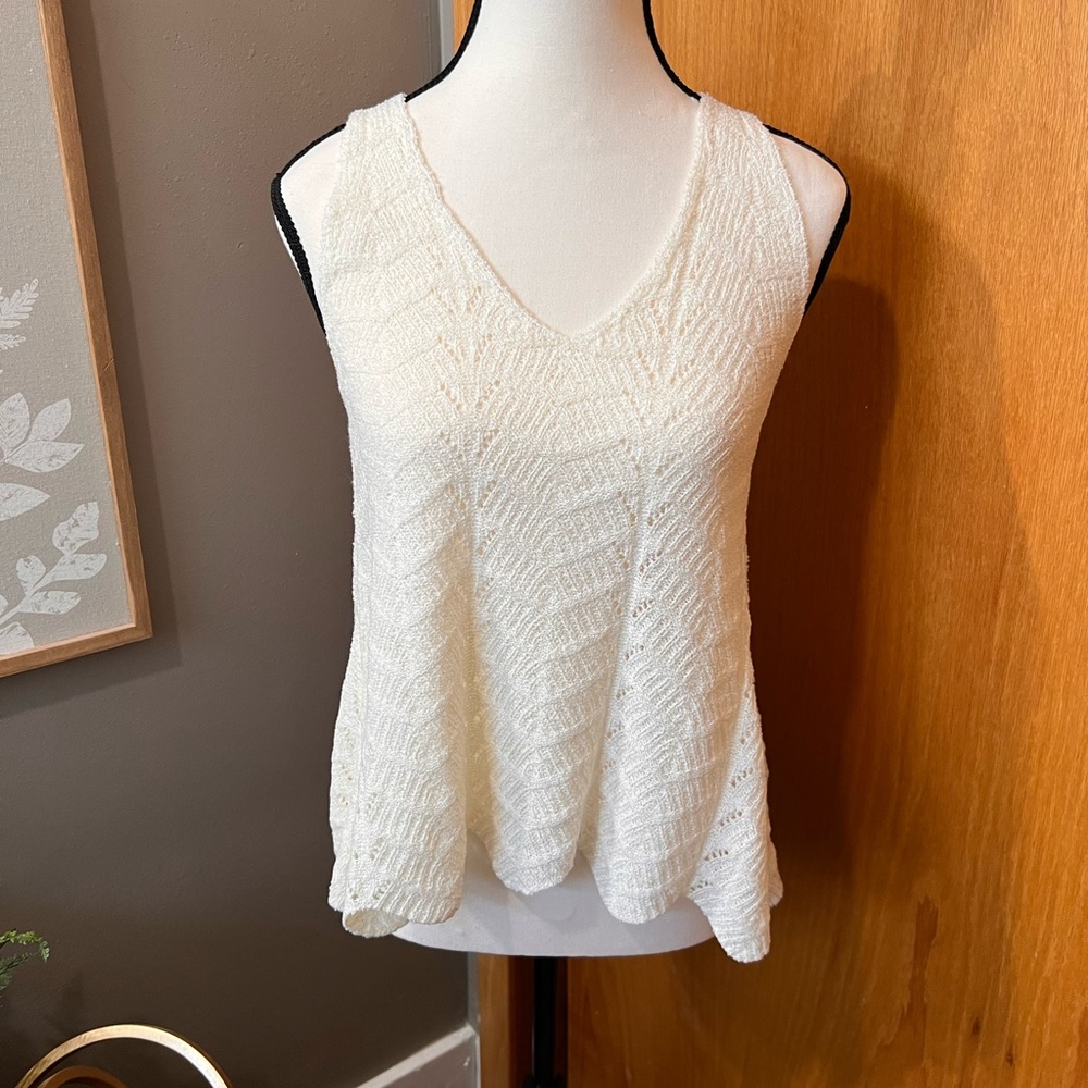 She & Sky Ivory Scalloped Sweater Tank small